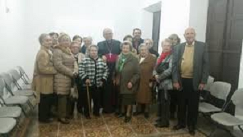 Ancianos, reunión y oración